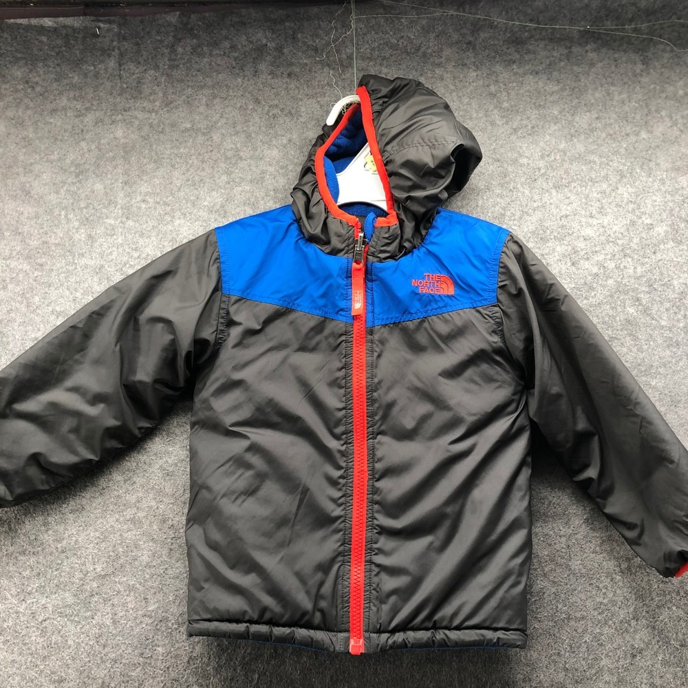 The North Face Boys 3T Mount Chimborazo Reversible Fleece Lined Hooded Jacket